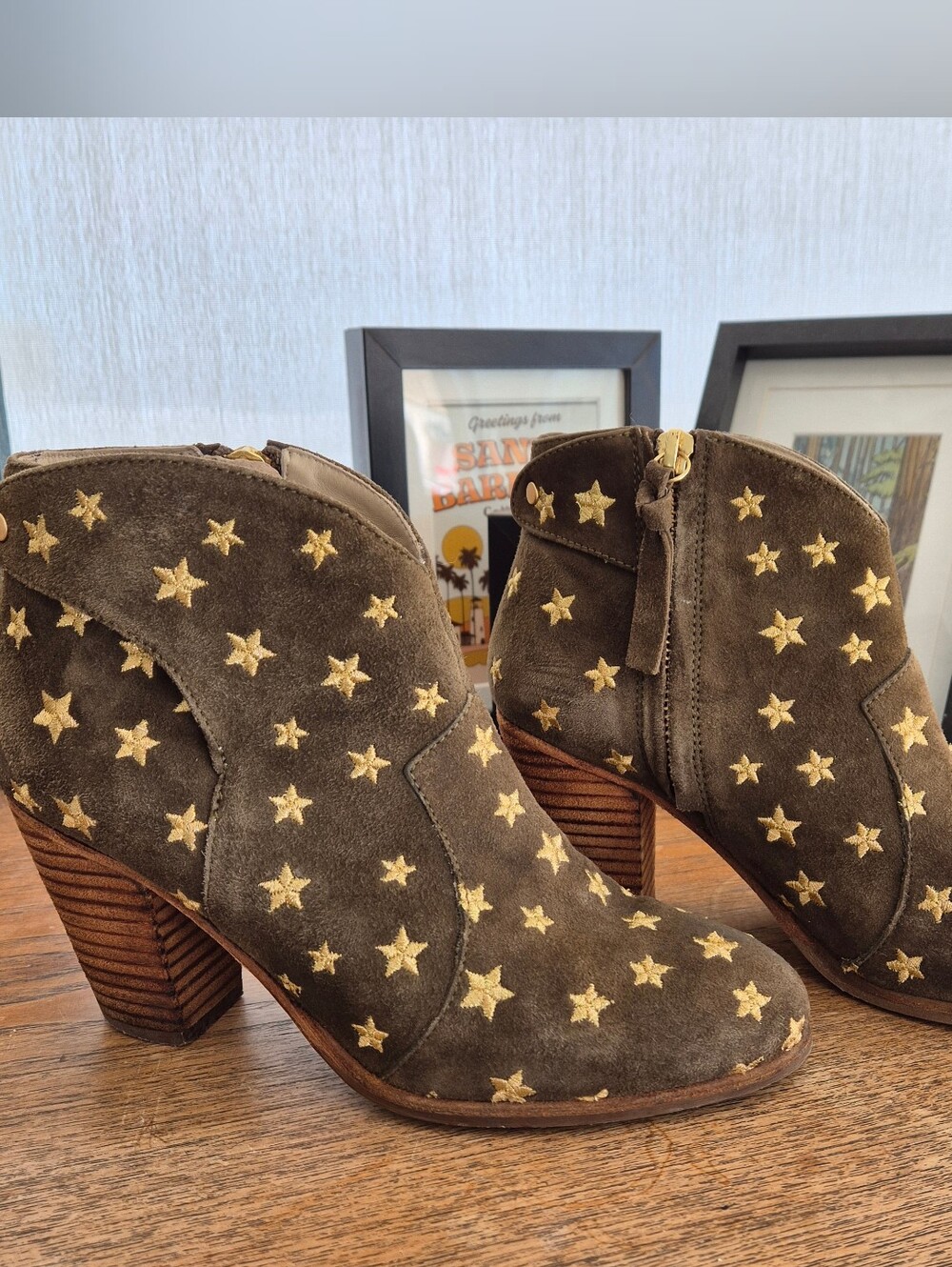Boden Hoxton Olive Brown Suede Star Embroidered  Ankle Boots – EU 37 / US 6.5